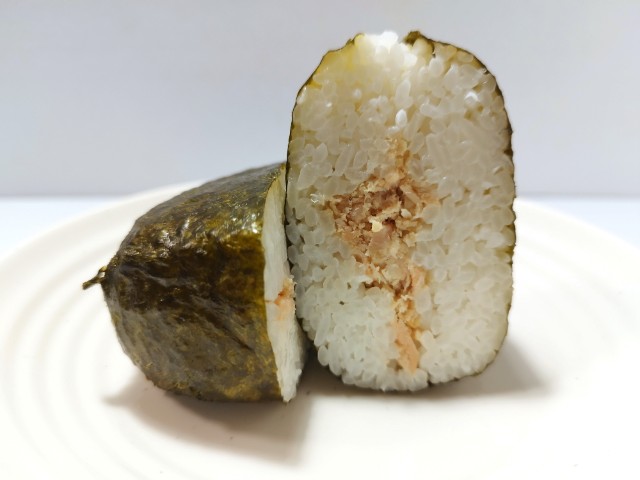 2026最新】まちかど厨房 おにぎり 北海道さけ【ローソン】安定の