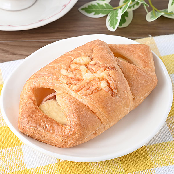 ハムとチーズのクロワッサン朝食キャセロールのレシピ